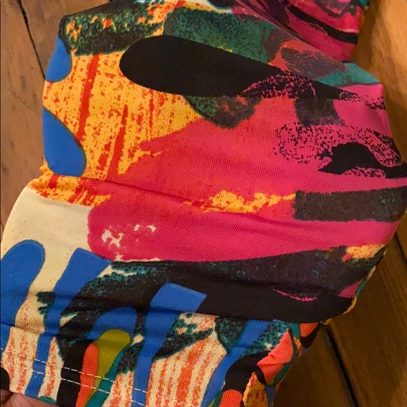 Splatter Paint Leggings - Picture 2 of 3